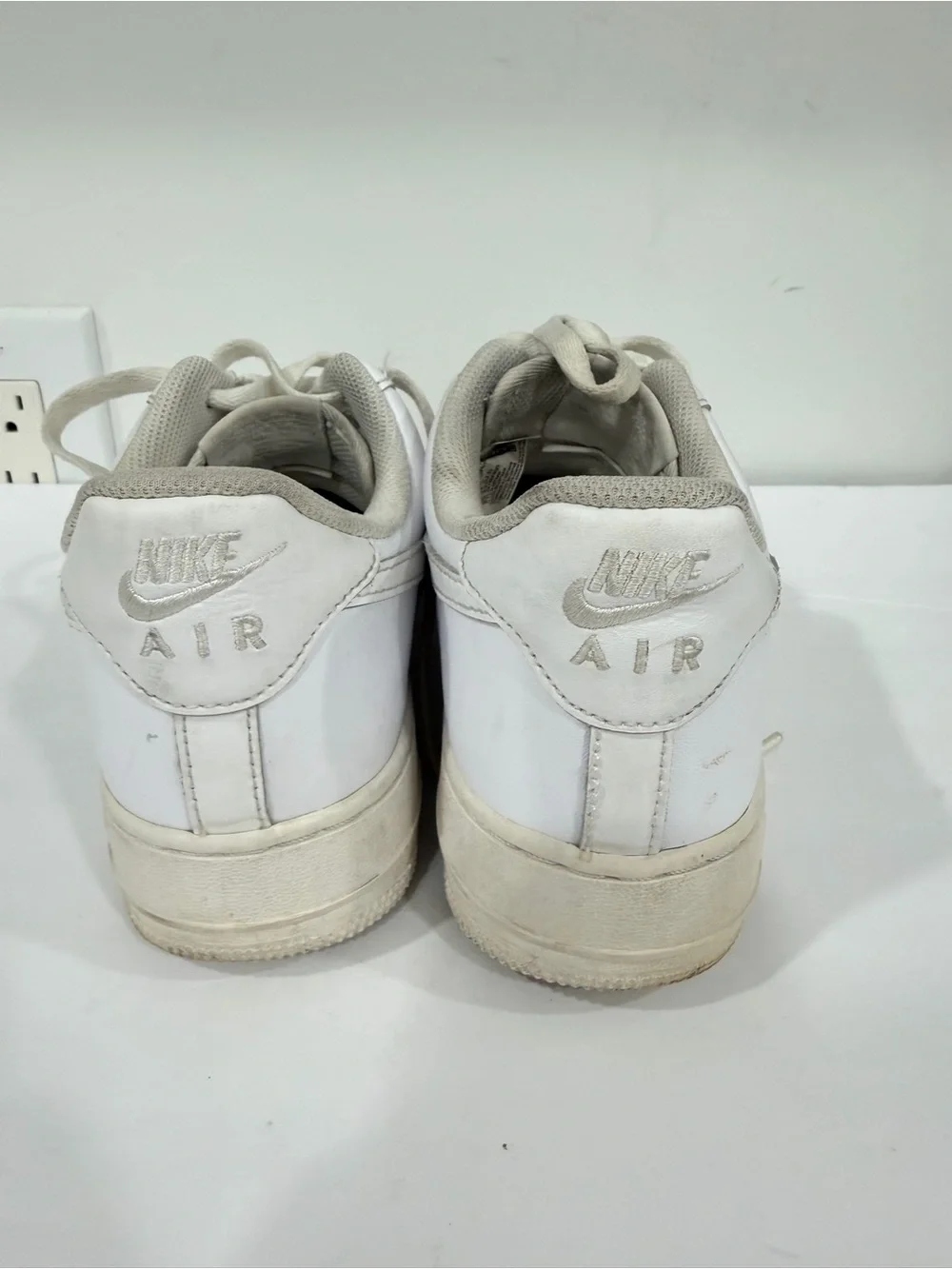 Nike Men’s White Leather Low-Top Sneakers with Off-White Accents